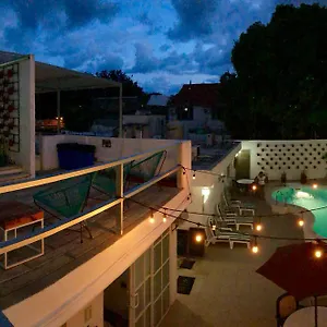 Herberg Moloch Hostel&suites, Cancún